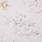 Vải ren hoa trắng 3D đẹp có cườm Polyester hòa tan trong nước